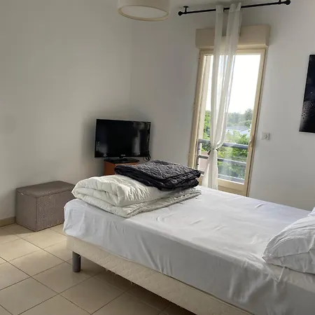 Apartamento Superbe Avec Parking Privé, Proche Commerces Et