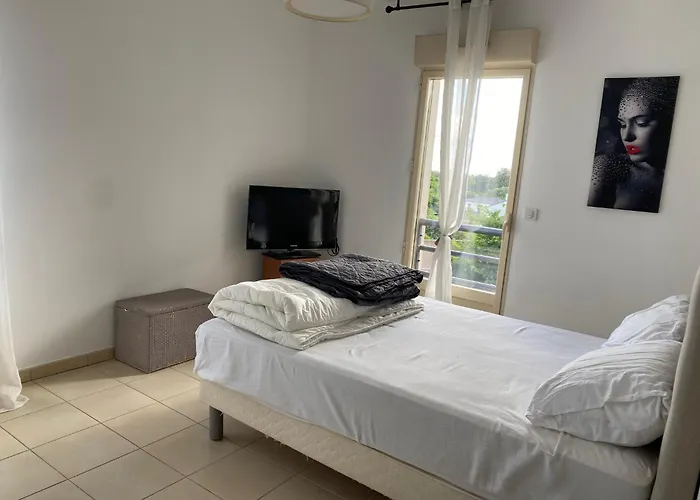 公寓 Superbe Avec Parking Prive, Proche Commerces Et